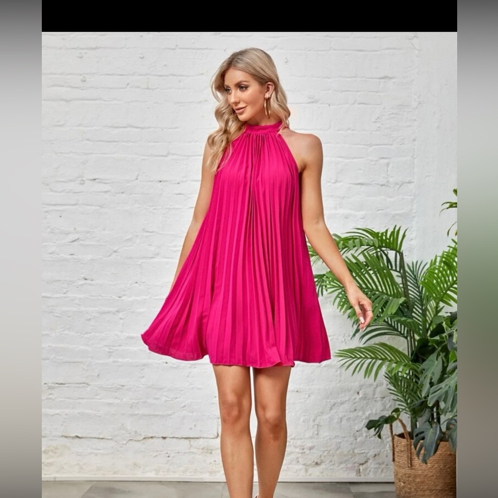 Fushia pleated elegant dress